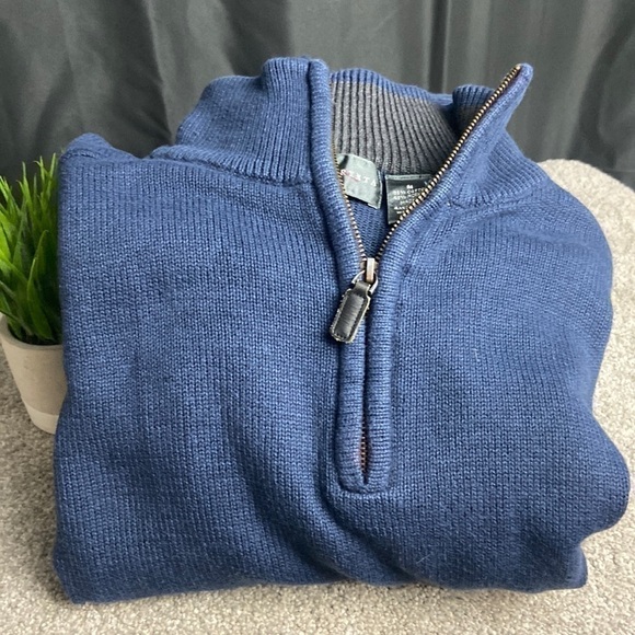 Oscar de Larenta 1/4 zip Pullover Sweater - Picture 7 of 10